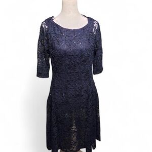 Chic Navy Lace Midi Dress
